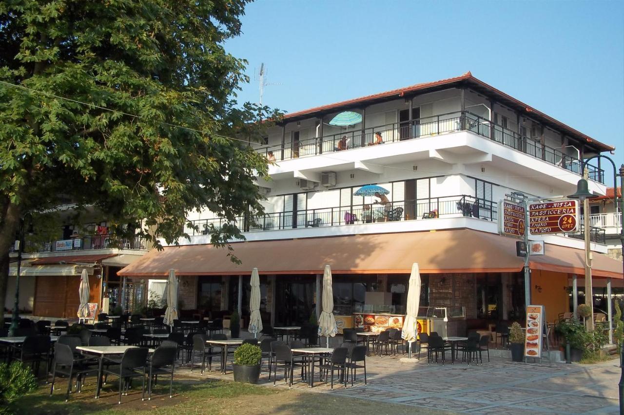 Kleanthis Blue Apartment เนอาวรัสนา ภายนอก รูปภาพ