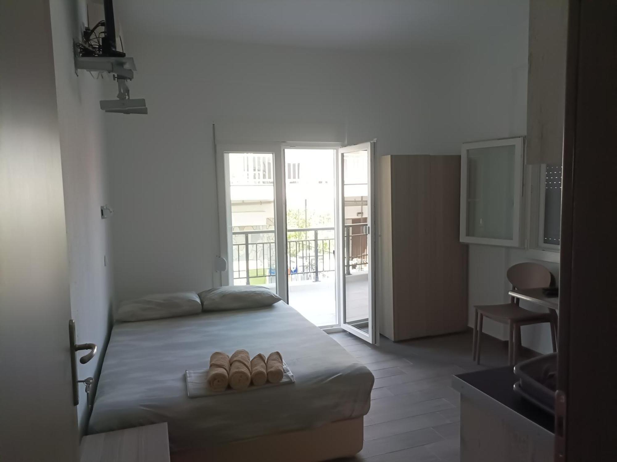 Kleanthis Blue Apartment เนอาวรัสนา ภายนอก รูปภาพ